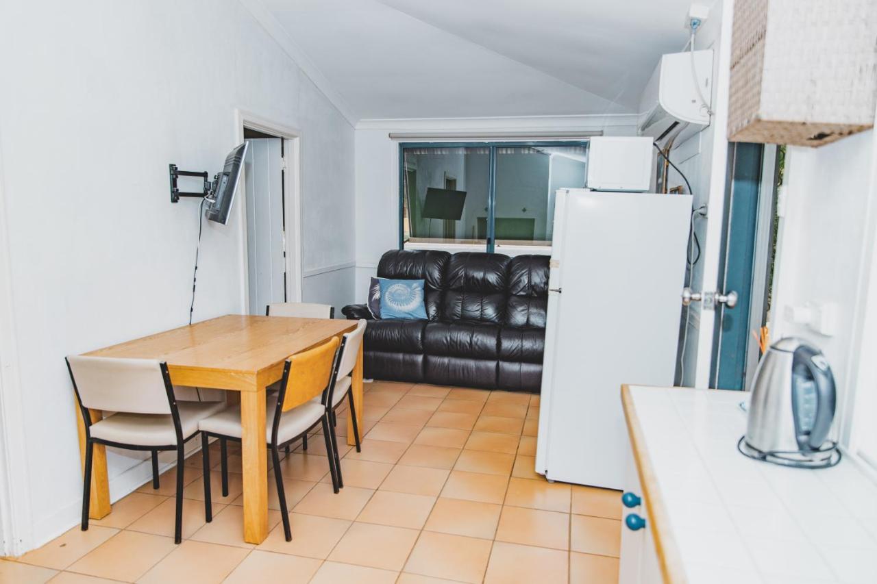 Dongara Hotel Motel Dış mekan fotoğraf