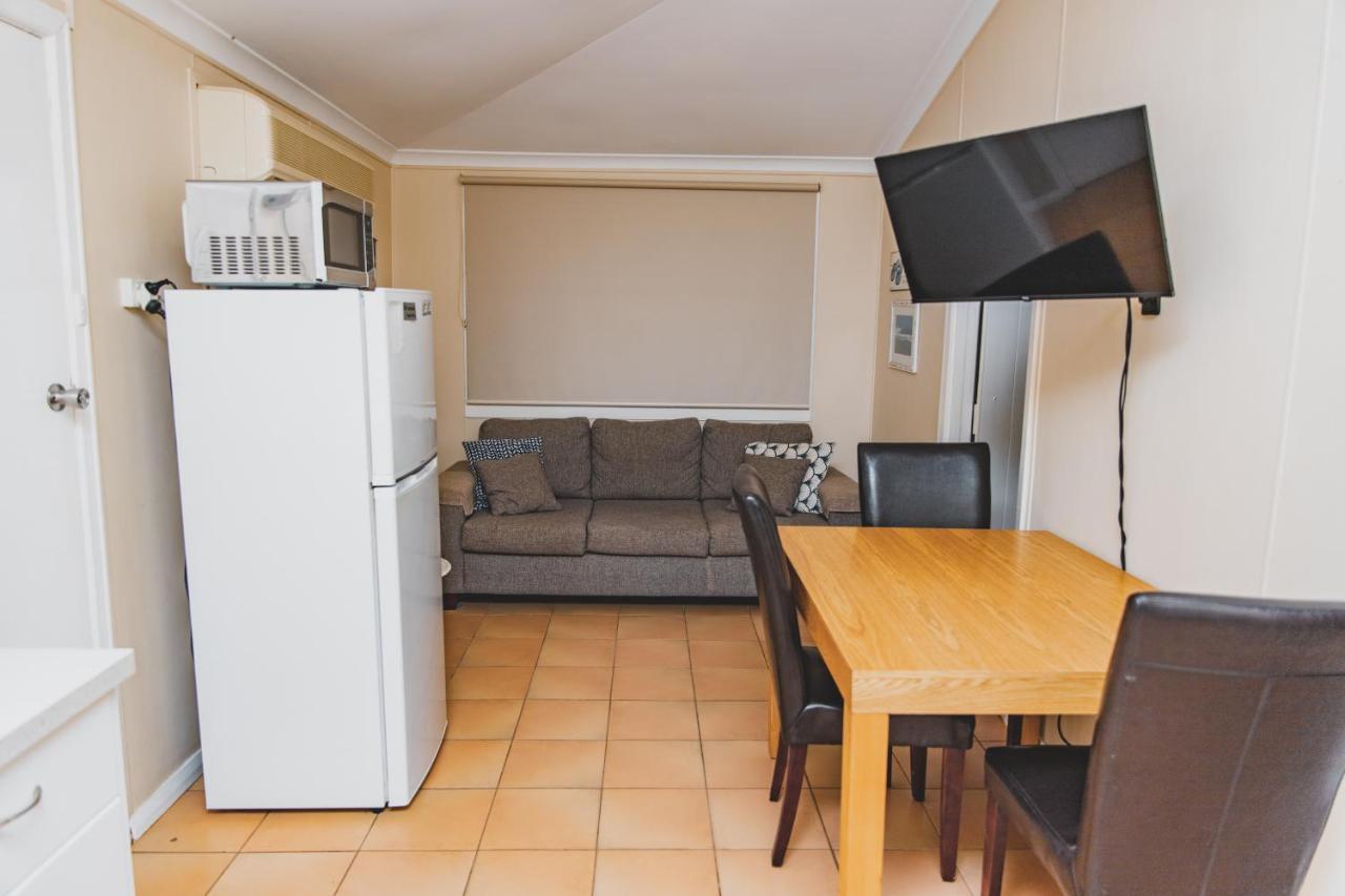 Dongara Hotel Motel Dış mekan fotoğraf